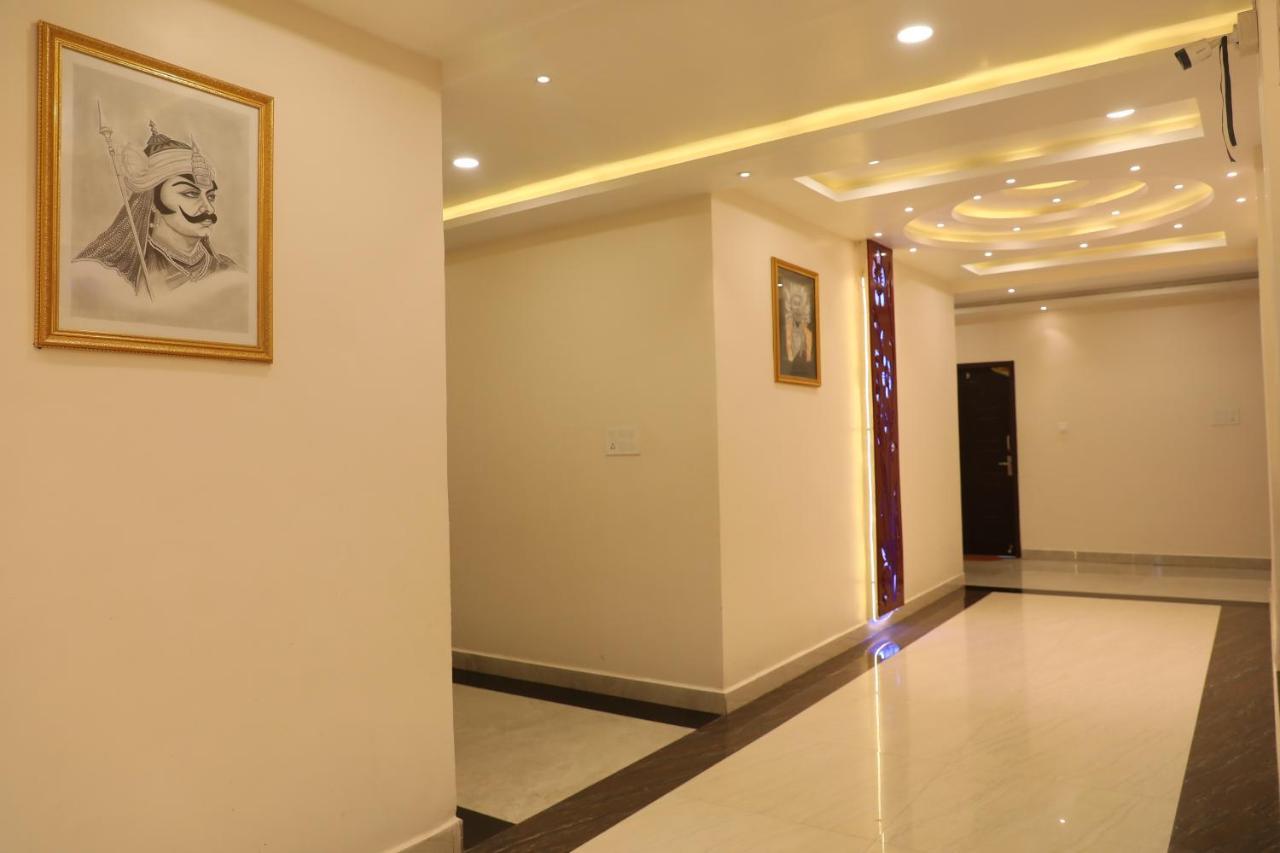 Hotel Shri Siddhivinayak Bina-Etawa Dış mekan fotoğraf