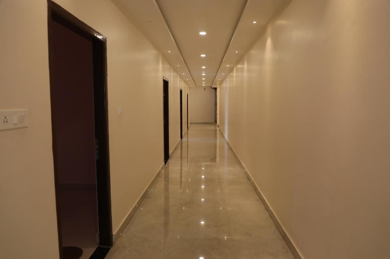 Hotel Shri Siddhivinayak Bina-Etawa Dış mekan fotoğraf