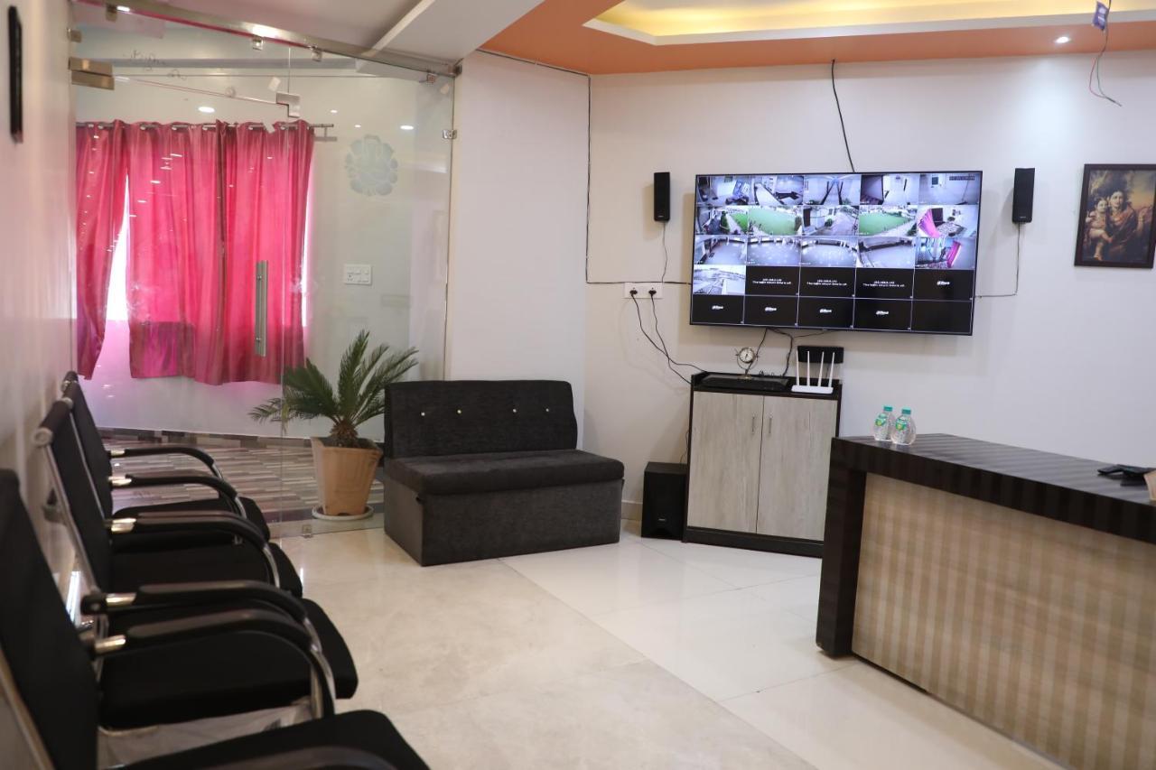 Hotel Shri Siddhivinayak Bina-Etawa Dış mekan fotoğraf